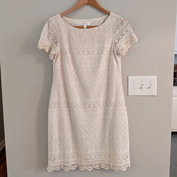 London Times Dresses & Skirts - Vintage Inspired Cream Lace Shift Dress